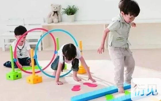 幼儿体能游戏课程：动一动真有趣小班体育游戏教案